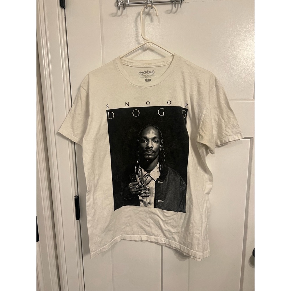 Black and White Short Sleeve Tee with Striking Portrait